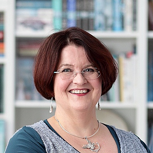 dr. Anneke Vinke