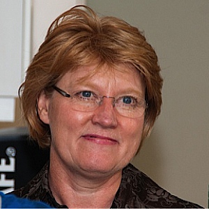 dr. Paula Sterkenburg