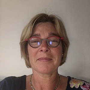 drs. Manon Mostert-Uijterwijk